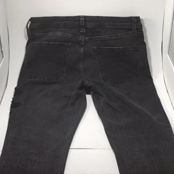 Zara Denim with Embroidered flower and Beads Jeans Size 6 - Picture 9 of 16